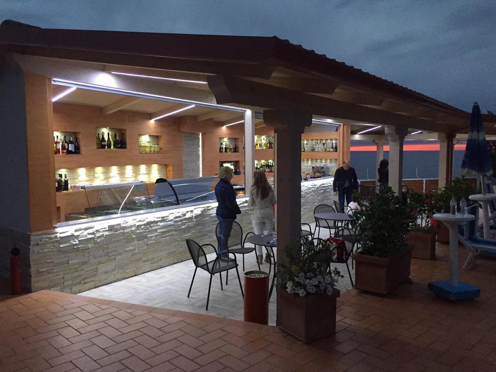 Hotel Residence Le Playe ซานตาโดเมนิกา ภายนอก รูปภาพ